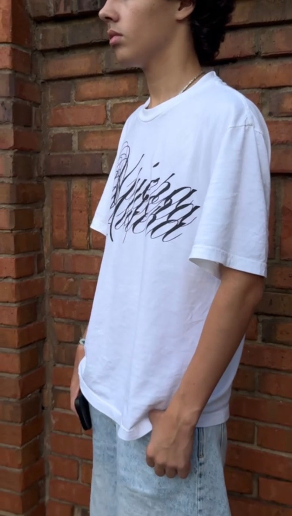 Uviera script tee